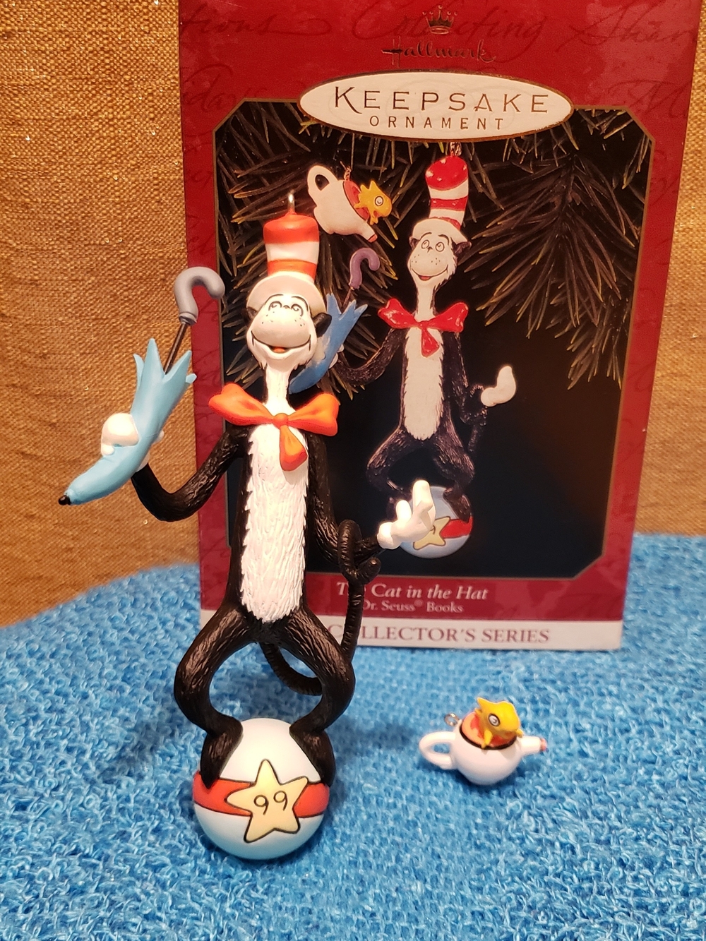 1999 Hallmark Cat in the Hat Ornament - Black, White, Red